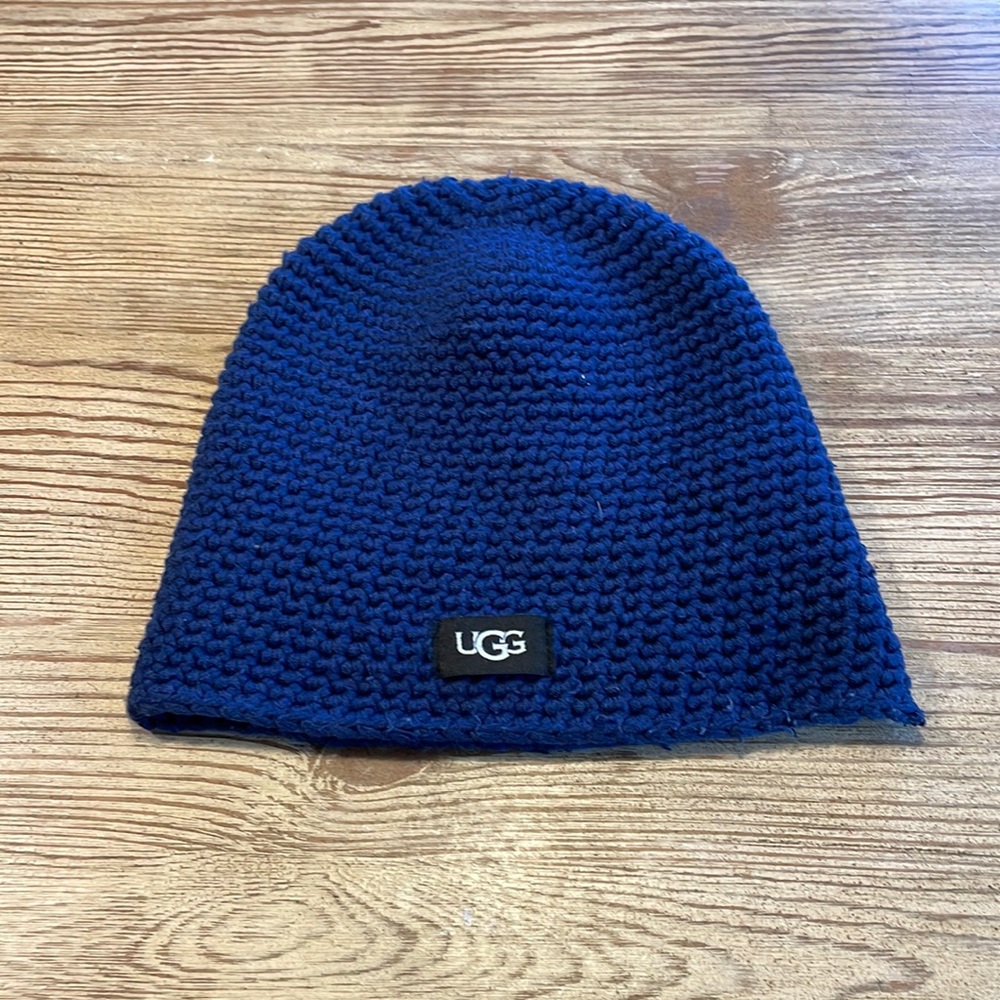 UGG KNIT WINTER BEANIE BLUE ONE SIZE